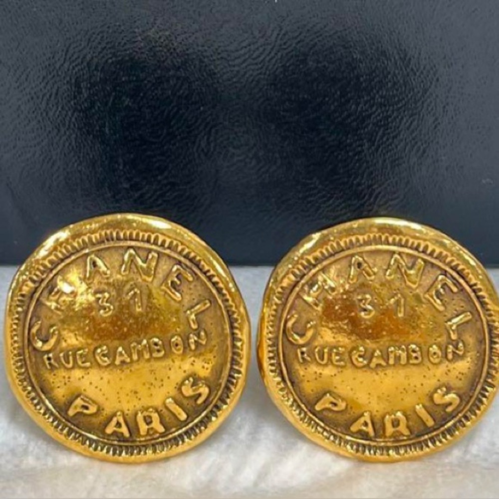 Vintage Chanel | Rue Cambon Large Round Coin Clip On Earrings